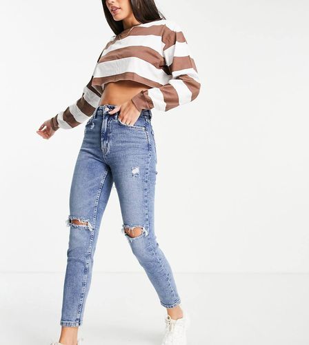 Tall - Mom jeans slim stretch con strappi autentico - Stradivarius - Modalova