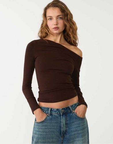 Top à encolure asymétrique - Stradivarius - Modalova