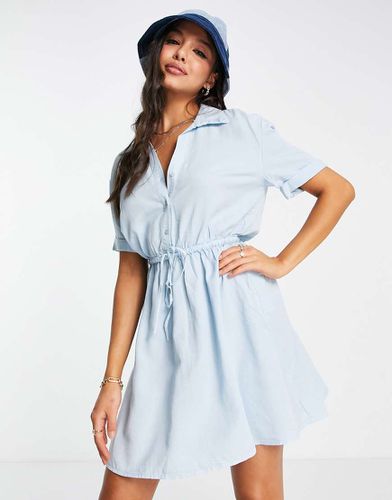 Vestito corto in chambray con allacciatura in vita - Stradivarius - Modalova