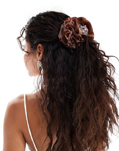 Adorable - Pinza per capelli tartarugata con fiore applicato - Sui Ava - Modalova