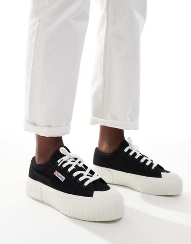 Sneakers bianche a righe con suola flatform - Superga - Modalova