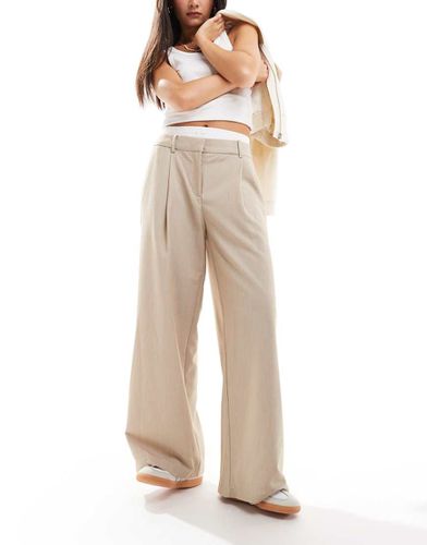 Pantaloni sartoriali dritti beige con fascia in vita stile boxer - Pimkie - Modalova