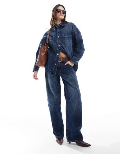 Jeans a palloncino scuro con dettagli sfumati in coordinato - Pull & Bear - Modalova