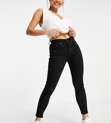 Petite - Jeans skinny modellanti push up in - Pull & Bear - Modalova