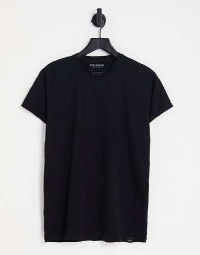 T-shirt attillata nera - Pull & Bear - Modalova