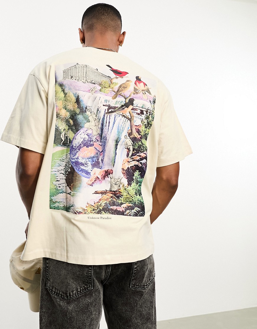 T-shirt color sabbia con stampa "Unknown Paradise" - Pull & Bear - Modalova