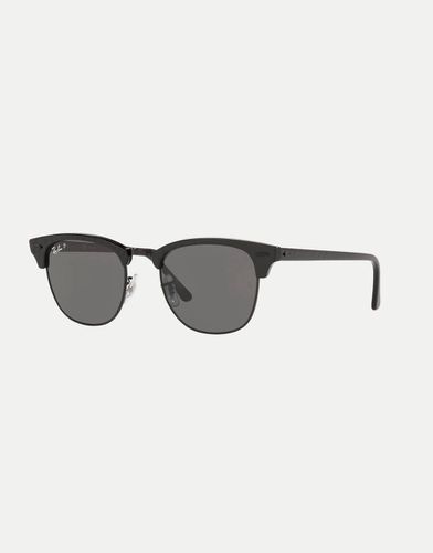 Clubmaster - Occhiali da sole polarizzati squadrati classici neri con lenti nere - Ray-Ban - Modalova