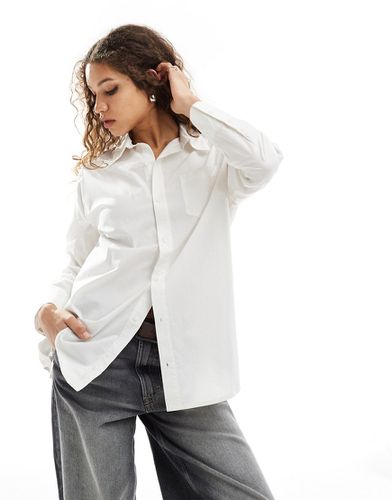 Camicia avvolgente asimmetrica da indossare in diversi modi bianco sporco - Reclaimed Vintage - Modalova