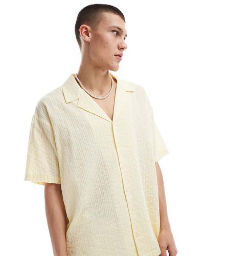 Camicia oversize gialla testurizzata con rever - Reclaimed Vintage - Modalova