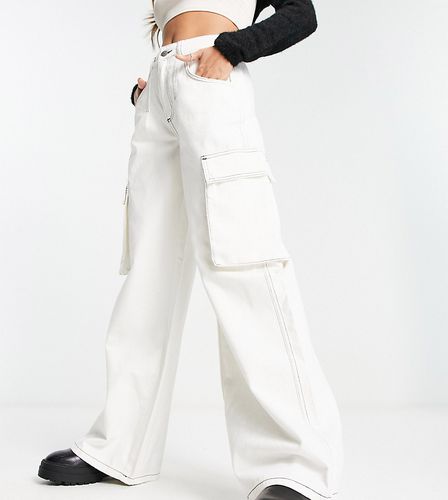 Jeans cargo stile skater ampi bianchi con cuciture a contrasto - Reclaimed Vintage - Modalova