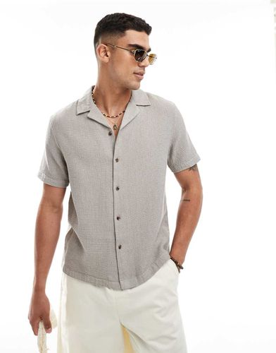 Camicia con collo a rever a maniche corte color pietra chiaro a nido d'ape - River Island - Modalova