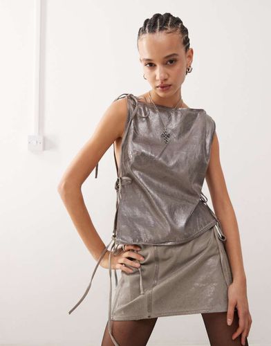 Top con fascette sottili metallizzato con scollo a barchetta in coordinato - Weekday - Modalova