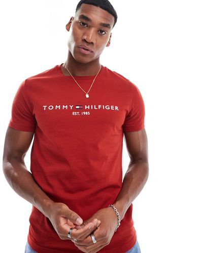 T-shirt rossa con logo - Tommy Hilfiger - Modalova