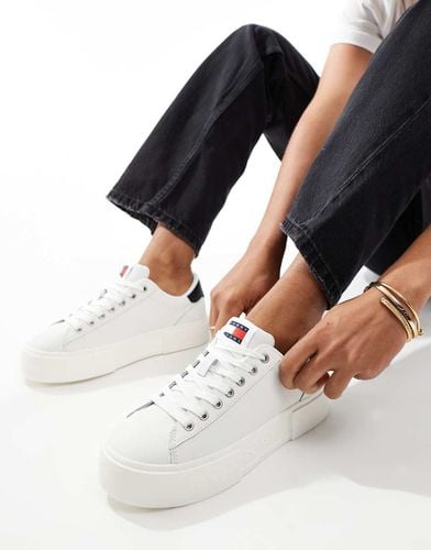 Sneakers con plateau bianche e nere - Tommy Jeans - Modalova