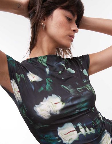 Top in microfibra con maniche ad aletta e stampa a fiori astratti sfumata - Topshop - Modalova