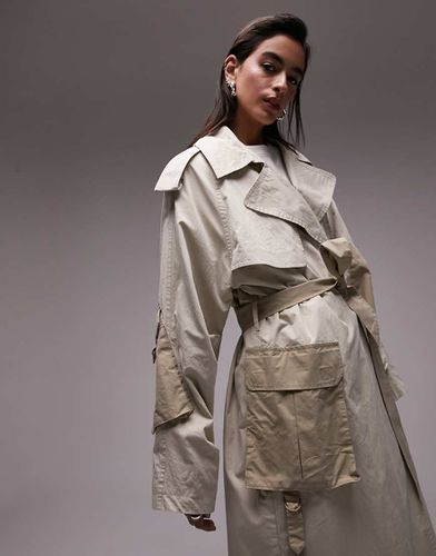 Trench lungo con tasche applicate kaki scuro e chiaro - Topshop - Modalova