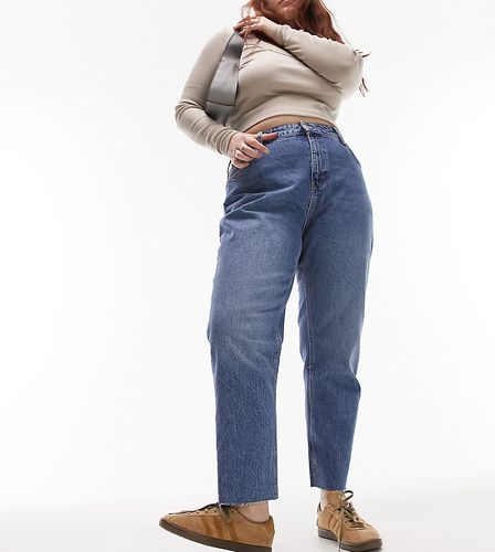 Jeans dritti medio con fondo grezzo - Topshop Curve - Modalova