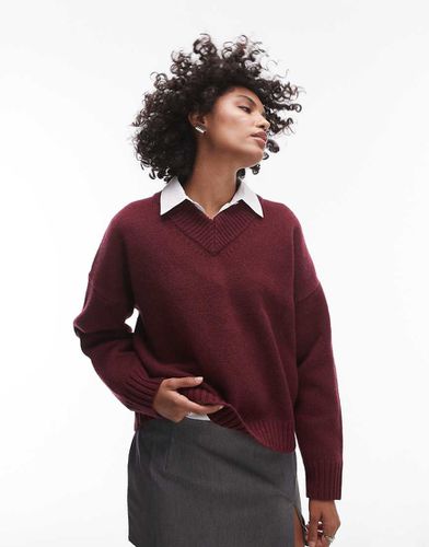 Maglione comodo bordeaux in maglia premium 100% lana d'agnello con scollo a V - Topshop - Modalova