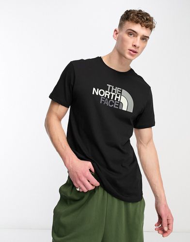 Easy - T-shirt nera con logo sul petto - The North Face - Modalova