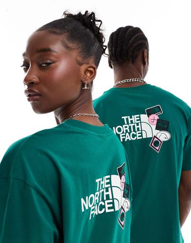 Expedition Stickers - T-shirt oversize con stampa sul retro color scuro - In esclusiva per ASOS - The North Face - Modalova