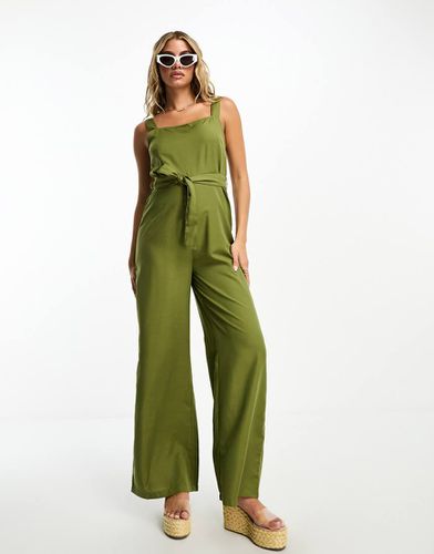 Tuta jumpsuit effetto lino kaki allacciata in vita - Threadbare - Modalova