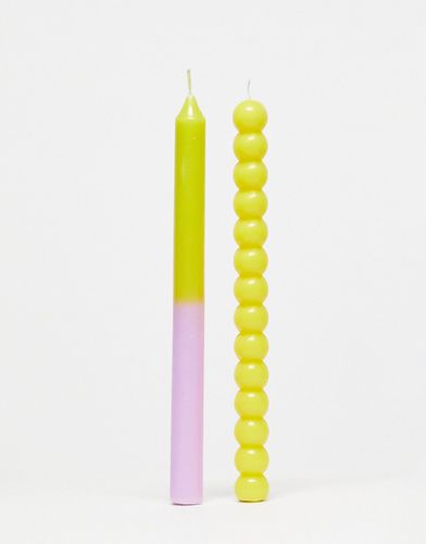 Confezione da 2 candele a colonna lime e lilla - TYPO - Modalova