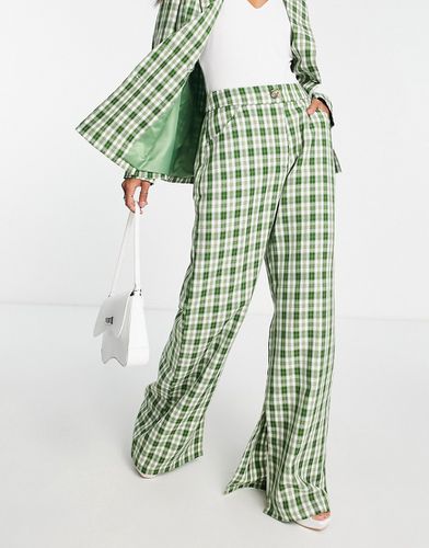 Pantaloni a fondo ampio verdi a quadri in coordinato - Urban Threads - Modalova