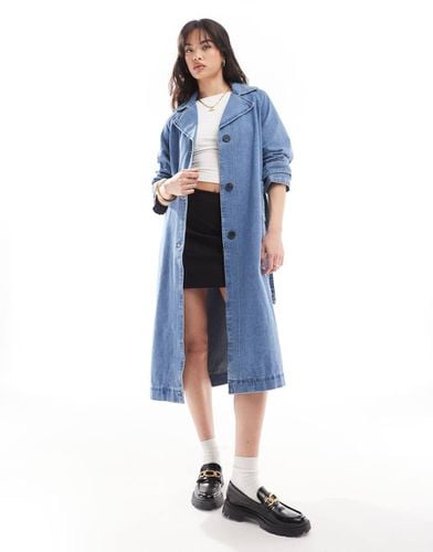 Trench in denim lavaggio medio con cintura - Vero Moda - Modalova