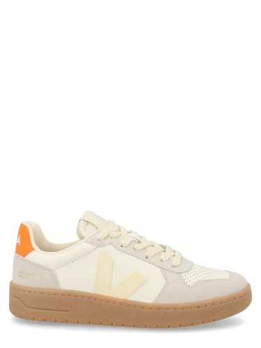 Veja sneaker "v-82" - veja - Modalova