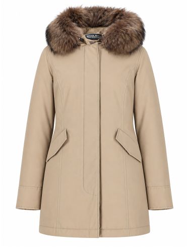 Arctic parka in ramar cloth con pelliccia removibile - woolrich - Modalova