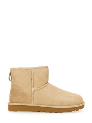Ugg stivaletto "classic mini ii" - ugg - Modalova