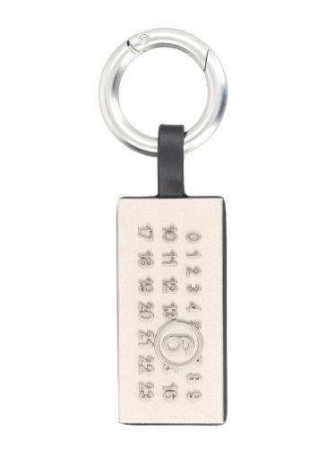Mm6 maison margiela charm "numeric" - mm6 maison margiela - Modalova