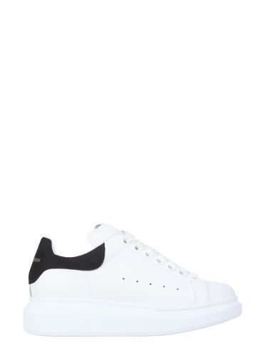 Alexander mcqueen oversize sneakers - alexander mcqueen - Modalova