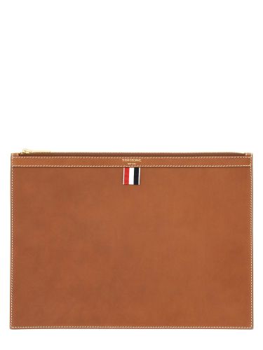 Thom browne medium document holder - thom browne - Modalova
