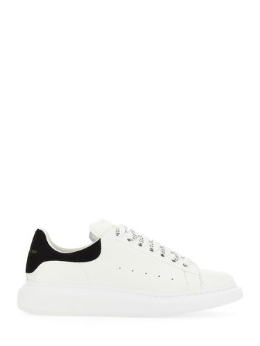 Alexander mcqueen oversized sneaker - alexander mcqueen - Modalova