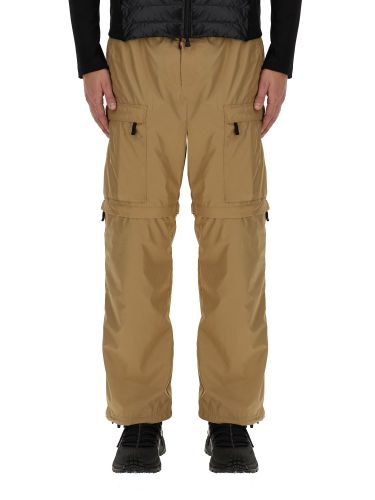 Moncler grenoble cargo pants - moncler grenoble - Modalova
