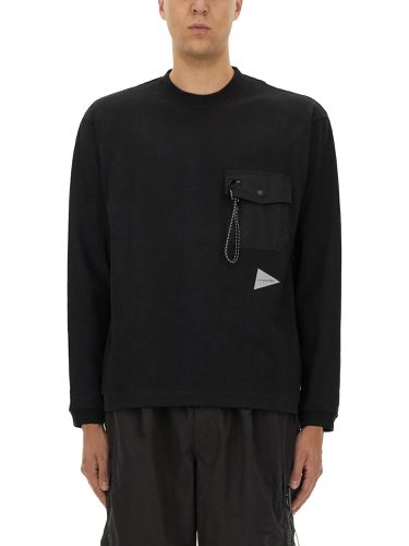 And wander sweatshirt with pocket - and wander - Modalova