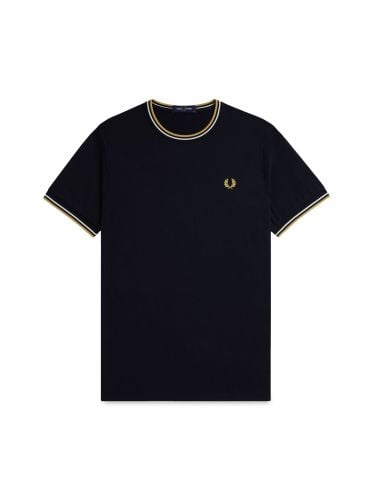 Fred perry double stripe t-shirt - fred perry - Modalova