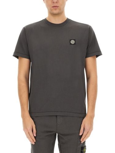 Stone island t-shirt with logo - stone island - Modalova