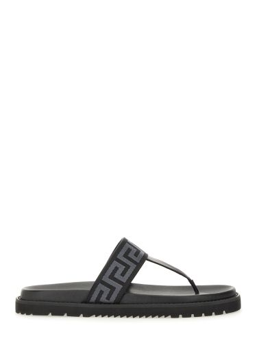 Versace sandal with logo - versace - Modalova