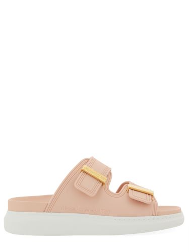 Oversize hybrid sandal - alexander mcqueen - Modalova
