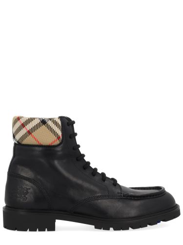 Burberry "rogue" leather boot - burberry - Modalova