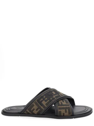 Fendi slide con logo - fendi - Modalova