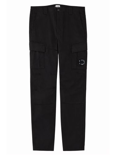 C. p. company pantalone cargo con patch logo - c.p. company - Modalova