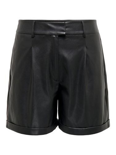 Curvy Faux Leather Shorts - ONLY - Modalova