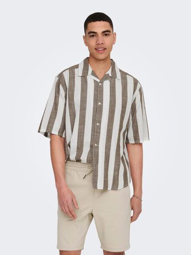 Relaxed Fit Short Sleeves Shirt - ONLY & SONS - Modalova