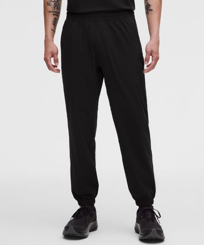 “ Pace Breaker Jogger KÃ¼rzer geschnitten fÃ¼r MÃ¤nner â€“ GrÃ¶ÃŸe L in - lululemon - Modalova