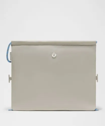 “ Wandelbarer Mini-Beutel 3,5 L â€“ GrÃ¶ÃŸe 5 l in / - lululemon - Modalova