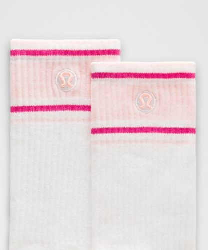 “ Unisex Daily Essential-Crew-Socken Retro-Streifen â€“ GrÃ¶ÃŸe XL in // - lululemon - Modalova