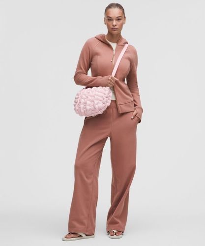 “ Quilty Puff-UmhÃ¤ngetasche 4,7 L â€“ Gold â€“ GrÃ¶ÃŸe 7 l - lululemon - Modalova